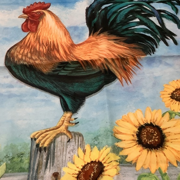 NWOT ROOSTER AND SUNFLOWER FLAG - Picture 3 of 4